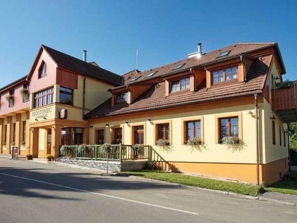 Hostinec U Hubalku Kostelec nad Orlicí Exteriör bild